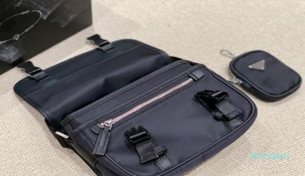 2021 designer mens black briefcases brand crossbody shoulder bags nylon messenger bag 2piece purses casual style with small purse2161471
2021 designer mens black briefcases brand crossbody shoulder bags nylon messenger bag 2piece purses casual style with small purse2161471