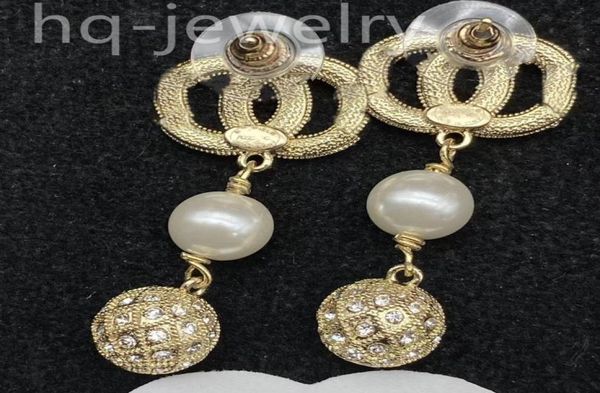2023 earrings designer for women stud luxury gold heart shape pearl crystal gold double v letter 925s silver jewelry classic 2883089640, Golden;silver
2023 earrings designer for women stud luxury gold heart shape pearl crystal gold double v letter 925s silver jewelry classic 2883089640, Golden;silver