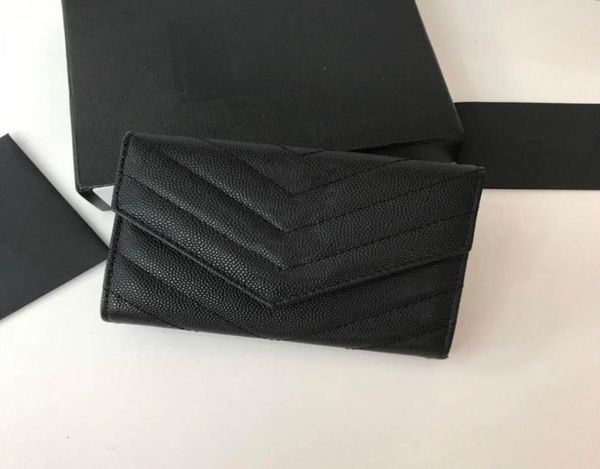 fashion selling classic wallet women full leather luxurys designer bags gold and silver buckle coin purse card holder 4401112, Red;black
fashion selling classic wallet women full leather luxurys designer bags gold and silver buckle coin purse card holder 4401112, Red;black