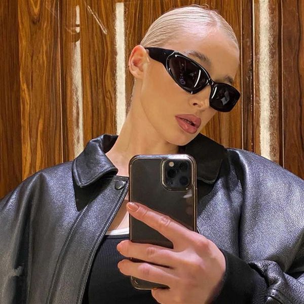 sunglasses 2022 y2k sunglasses women men brand design mirror sport luxury vintage sun glasses men driver rideing eyeglasses267i, White;black
sunglasses 2022 y2k sunglasses women men brand design mirror sport luxury vintage sun glasses men driver rideing eyeglasses267i, White;black