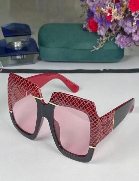 2022 women men fashion sunglasses black red check pattern plank frame big square glasses available with box2772132, White;black
2022 women men fashion sunglasses black red check pattern plank frame big square glasses available with box2772132, White;black