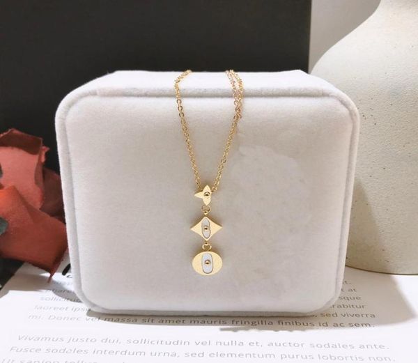 luxury exquisite pendant necklace fashion women jewelry necklace designer style accessories selected birthday gifts couple family 5910827, Silver
luxury exquisite pendant necklace fashion women jewelry necklace designer style accessories selected birthday gifts couple family 5910827, Silver