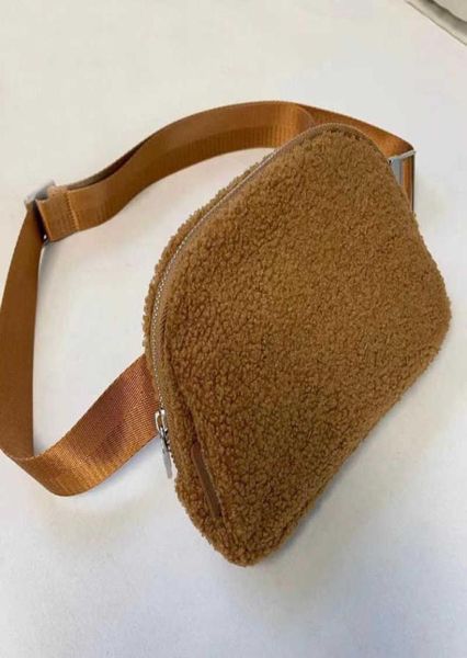 outdoor sports bags belt fleece bag women men winter psh waist bag ladies sport gym elastic adjustable strap zipper fanny pack messenger1900
outdoor sports bags belt fleece bag women men winter psh waist bag ladies sport gym elastic adjustable strap zipper fanny pack messenger1900