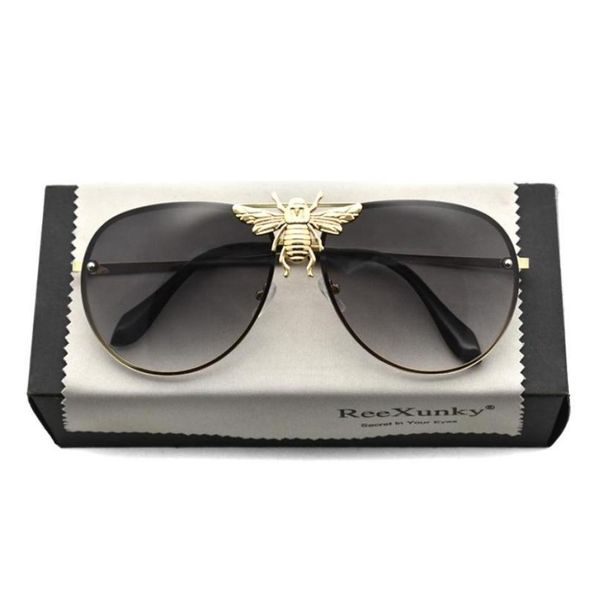 sunglasses vintage brand designer aviation bee men fashion metal frame pilot sun glasses for womens retro shades oculos uv4001764121, White;black
sunglasses vintage brand designer aviation bee men fashion metal frame pilot sun glasses for womens retro shades oculos uv4001764121, White;black