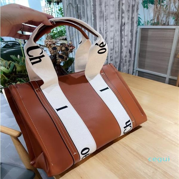 2022 new fashion designer handbags square fat chain bags real leather women's bag large-capacity shoulder bags 25cm and 3272h
2022 new fashion designer handbags square fat chain bags real leather women's bag large-capacity shoulder bags 25cm and 3272h