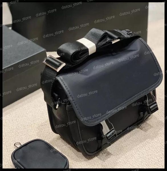 women luxurys designers bags fashion messenger mens wallet nylon bag handbags purses crossbody bags 2 pieces shoulder briefcases1519643
women luxurys designers bags fashion messenger mens wallet nylon bag handbags purses crossbody bags 2 pieces shoulder briefcases1519643