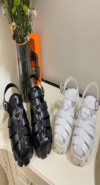 women rubber sandal designer sandals triangle metal slippers lady platform slides round toe retro loafers fashion beach shoes8877377, Black
women rubber sandal designer sandals triangle metal slippers lady platform slides round toe retro loafers fashion beach shoes8877377, Black