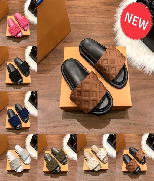 luxury mens slipper designer sandal pool pillow flat comfort embossed mules with box sandals women shoes pink triple black beige c1085150
luxury mens slipper designer sandal pool pillow flat comfort embossed mules with box sandals women shoes pink triple black beige c1085150