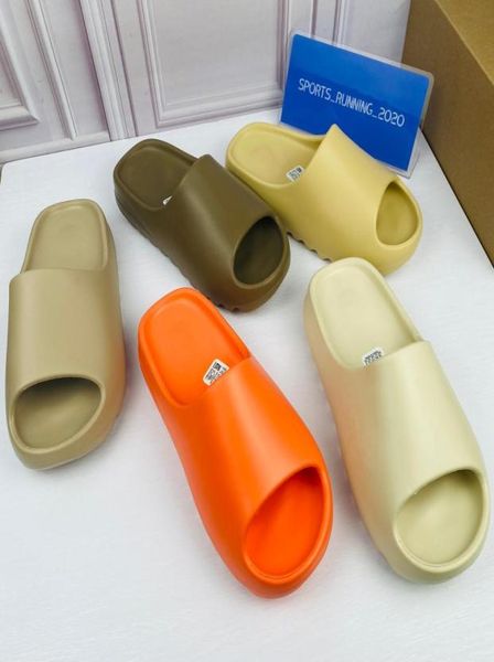 2022 classic men and women slippers black clay slippers mineral blue runner man woman sandals soot core pure1839222
2022 classic men and women slippers black clay slippers mineral blue runner man woman sandals soot core pure1839222