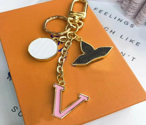 luxury designer keychain fashion classic brand key buckle letter handmade gold key chains mens womens bag pendant who3270746, Silver
luxury designer keychain fashion classic brand key buckle letter handmade gold key chains mens womens bag pendant who3270746, Silver