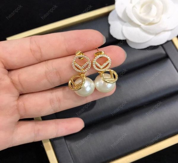 women pearl stud earrings designer 925 silver diamond earring fashion letter ear studs lady luxury hoops f designers jewelry with 5434485, Golden;silver
women pearl stud earrings designer 925 silver diamond earring fashion letter ear studs lady luxury hoops f designers jewelry with 5434485, Golden;silver