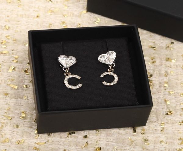 2023 luxury quality charm stud earring with crystal beads in 18k gold plated heart design have box stamp ps7015b2313164, Golden
2023 luxury quality charm stud earring with crystal beads in 18k gold plated heart design have box stamp ps7015b2313164, Golden