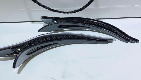 12x3cm fashion black and white acrylic clip claw clips hairpin for ladies favorite headdress jewelry accessories vip gifts4912505, Golden;silver
12x3cm fashion black and white acrylic clip claw clips hairpin for ladies favorite headdress jewelry accessories vip gifts4912505, Golden;silver