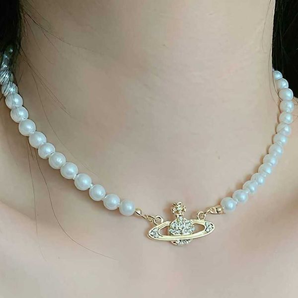 Designer necklace vivi Luxury top shell pearl same style High quality fashion Valentine's Day romantic gift, high-end necklace Accessories Jewelry
Designer necklace vivi Luxury top shell pearl same style High quality fashion Valentine's Day romantic gift, high-end necklace Accessories Jewelry