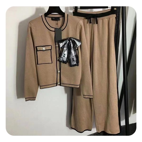 tracksuits womens designer sweaters women suit fashionable and casual letter printed bow couples same clothing designer outfit women s-3xl, Gray
tracksuits womens designer sweaters women suit fashionable and casual letter printed bow couples same clothing designer outfit women s-3xl, Gray