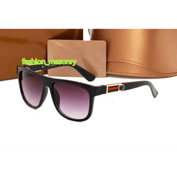 3880 fashion designer sunglasses classic eyeglasses goggle outdoor beach sun glasses for man woman 4 color optional, White;black
3880 fashion designer sunglasses classic eyeglasses goggle outdoor beach sun glasses for man woman 4 color optional, White;black