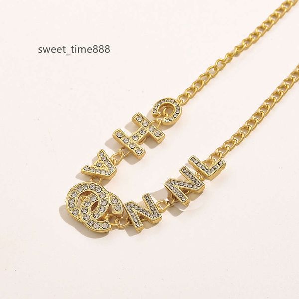 22ss luxury designer pendant necklaces stainless steel classic simple geometric crystal rhinestone necklace women wedding jewelry, Silver
22ss luxury designer pendant necklaces stainless steel classic simple geometric crystal rhinestone necklace women wedding jewelry, Silver
