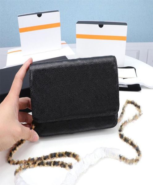 fashion casual ladie handbag wallet black diamond chain messenger bag designer luxury caviar lambskin linggee shoulder messenge ba8812008, Red;black
fashion casual ladie handbag wallet black diamond chain messenger bag designer luxury caviar lambskin linggee shoulder messenge ba8812008, Red;black
