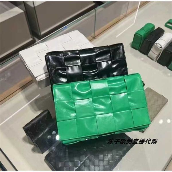 venetass bag designer bottegass cassette oil wax leather 15 grid small woven one shoulder messenger
venetass bag designer bottegass cassette oil wax leather 15 grid small woven one shoulder messenger