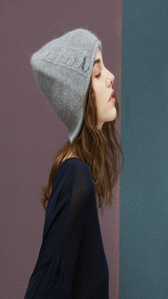 new solid color knitted winter hat outdoor warm fashion knitted hat woman designers hats 2020 woman luxurys designers4116216, Blue;gray
new solid color knitted winter hat outdoor warm fashion knitted hat woman designers hats 2020 woman luxurys designers4116216, Blue;gray