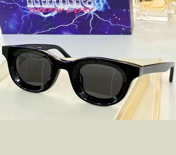 sunglasses 2022 fashion trend rhodeo 101 men and women eyewear sun glasses with original box8561457, White;black
sunglasses 2022 fashion trend rhodeo 101 men and women eyewear sun glasses with original box8561457, White;black
