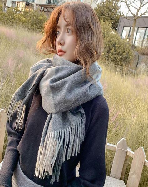 2020 new plaid scarves cashmere shawls women winter warm plaid shawl cloak ms thick blankets tassel scarf holiday gifts7539557, Blue;gray
2020 new plaid scarves cashmere shawls women winter warm plaid shawl cloak ms thick blankets tassel scarf holiday gifts7539557, Blue;gray