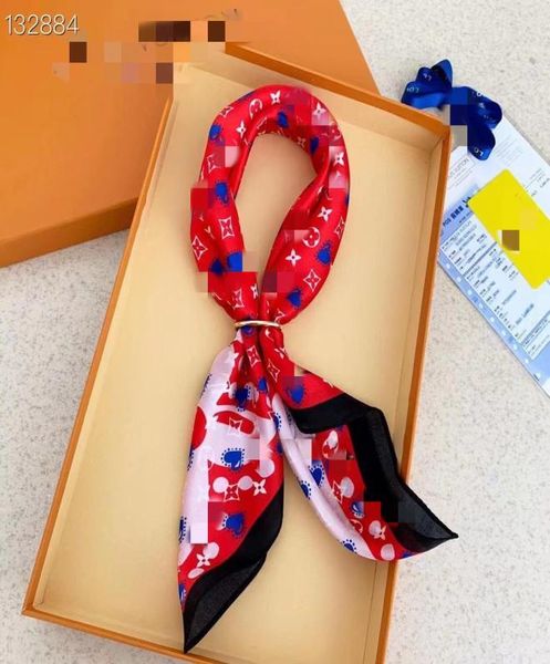 2022 designer silk scarf sal famous brand c with logo fashion pattern scarves women shawl size 5353cm1800346, Blue;gray
2022 designer silk scarf sal famous brand c with logo fashion pattern scarves women shawl size 5353cm1800346, Blue;gray