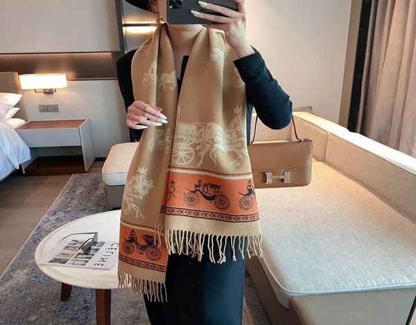 autumn winter new h family carriage cashmere scarf women039s fashion with foreign style shawl to keep warm and highgrade tasse9430513, Blue;gray
autumn winter new h family carriage cashmere scarf women039s fashion with foreign style shawl to keep warm and highgrade tasse9430513, Blue;gray