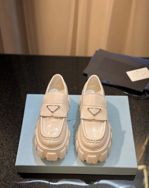 2024 womens casual sports shoes travel fashion white black eather cloth gym thick soled shoe designer platform lady sneakers size 35-41 with
2024 womens casual sports shoes travel fashion white black eather cloth gym thick soled shoe designer platform lady sneakers size 35-41 with