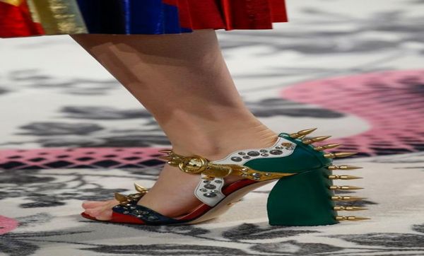 summer malin spike leather sandals women high heels buckle rivet block heel designer shoes woman open toe sandalias mujer6461323, Black
summer malin spike leather sandals women high heels buckle rivet block heel designer shoes woman open toe sandalias mujer6461323, Black
