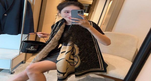 23ss 23style fashion designer luxury letters scarves print scarves woman brand cashmere and scarfs large size shawl hijab66111929528519, Blue;gray
23ss 23style fashion designer luxury letters scarves print scarves woman brand cashmere and scarfs large size shawl hijab66111929528519, Blue;gray