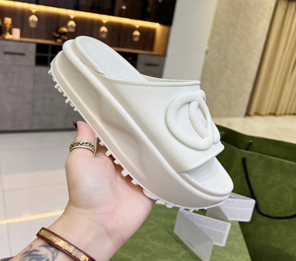 milan designer sandals thick sole men women shoes luxury slides rubber sandals size 35-41 model hx031540288, Black
milan designer sandals thick sole men women shoes luxury slides rubber sandals size 35-41 model hx031540288, Black
