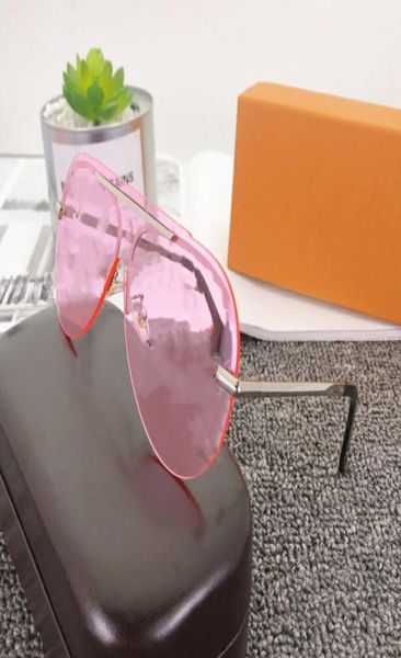 2022 new fashion sunglasses letter print sunglass women designer eyeglasses metal frame one piece glass lenses retro polarized sun4183012, White;black
2022 new fashion sunglasses letter print sunglass women designer eyeglasses metal frame one piece glass lenses retro polarized sun4183012, White;black