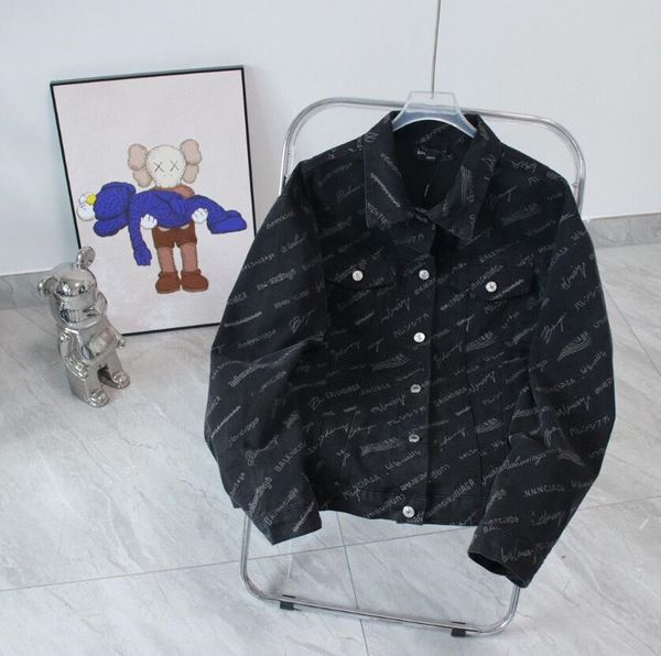 luxury brand printed mens jackets bullet screen printed letters bb denim jacket retro men's lapel breasted coats loose couples cardigan, Black;brown
luxury brand printed mens jackets bullet screen printed letters bb denim jacket retro men's lapel breasted coats loose couples cardigan, Black;brown
