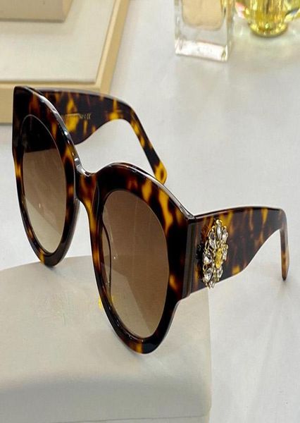 latest selling popular fashion 4353 women sunglasses mens sunglasses men sunglasses gafas de sol sun glasses uv400 len2048643, White;black
latest selling popular fashion 4353 women sunglasses mens sunglasses men sunglasses gafas de sol sun glasses uv400 len2048643, White;black