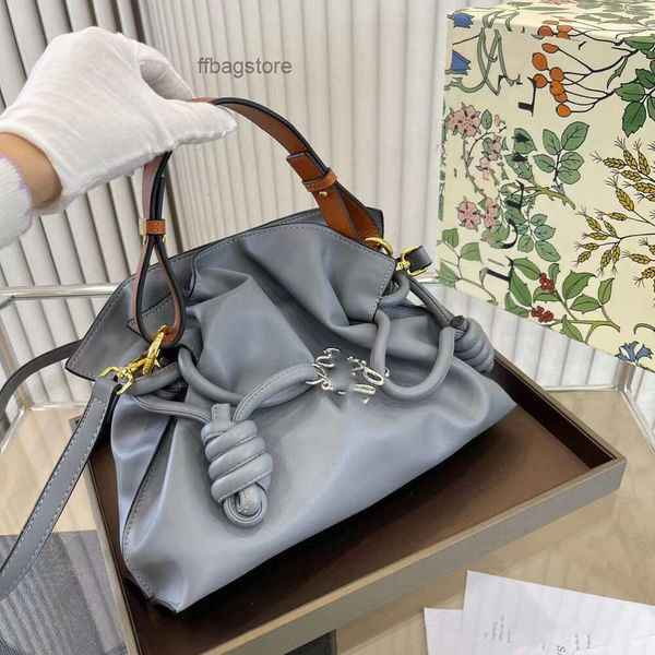 lowe bag designer bags cool 2023 flamenco girl blessing mini drawstring bucket one shoulder straddle handheld women's
lowe bag designer bags cool 2023 flamenco girl blessing mini drawstring bucket one shoulder straddle handheld women's