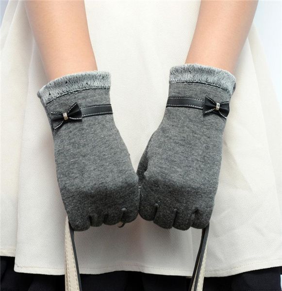 fashion elegant womens screen winter warm wrist gloves mittens cashmere bow five fingers factory whole6973373, Blue;gray
fashion elegant womens screen winter warm wrist gloves mittens cashmere bow five fingers factory whole6973373, Blue;gray