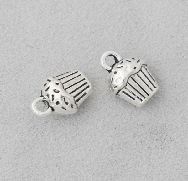 whole fashion antique silver color alloy sweet cake shape dangle charms 1014mm 50pcs aac15361206077, Bronze;silver
whole fashion antique silver color alloy sweet cake shape dangle charms 1014mm 50pcs aac15361206077, Bronze;silver