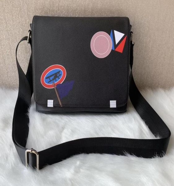 new2022 famous classic designer fashion men leather messenger bags cross body bag school bookbag shoulder bag briefcase 28cm4031870
new2022 famous classic designer fashion men leather messenger bags cross body bag school bookbag shoulder bag briefcase 28cm4031870