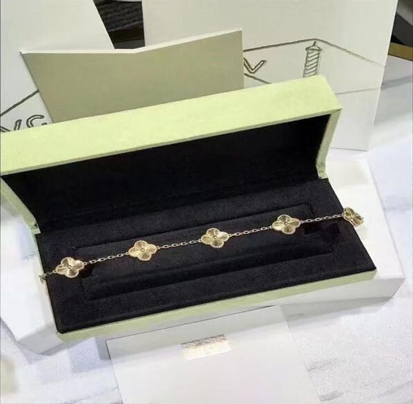 luxury clover fashion designer sweet charm bracelets for girls women brand gold shining bracelet wedding party jewelry4386627, Golden;silver
luxury clover fashion designer sweet charm bracelets for girls women brand gold shining bracelet wedding party jewelry4386627, Golden;silver