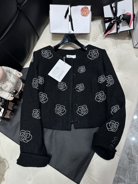 23ss designer women's jacket denim jacket women's button letter spring and autumn style slim ladies clothing women's jeans ov, Black;brown
23ss designer women's jacket denim jacket women's button letter spring and autumn style slim ladies clothing women's jeans ov, Black;brown