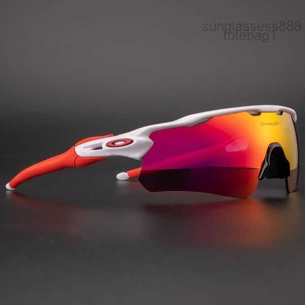 sports outdoor cycling sunglasses uv400 polarized lens glasses mtb bike goggles men women ev riding sun 3 tr75 ys7i, White;black
sports outdoor cycling sunglasses uv400 polarized lens glasses mtb bike goggles men women ev riding sun 3 tr75 ys7i, White;black