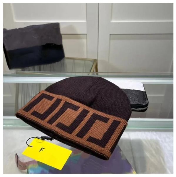 new designer brand high-quality brimless urinal hat for men and women in winter luxury woolen hat classic embroidered letter knitted hat fas, Blue;gray
new designer brand high-quality brimless urinal hat for men and women in winter luxury woolen hat classic embroidered letter knitted hat fas, Blue;gray