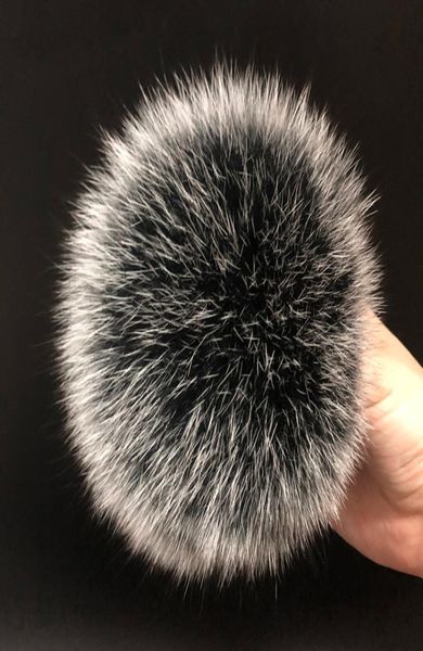 diy luxury fur pompom 100 natural fox hairball hat ball pom pom handmade really large hair ball whole hat with buckle3643821, Blue;gray
diy luxury fur pompom 100 natural fox hairball hat ball pom pom handmade really large hair ball whole hat with buckle3643821, Blue;gray