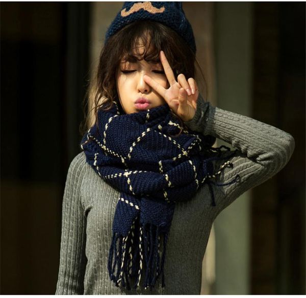 scarves 2021 winter women knitted scarf classic cashmere plaid ladies shawls and wraps warm thicken wool8601976, Blue;gray
scarves 2021 winter women knitted scarf classic cashmere plaid ladies shawls and wraps warm thicken wool8601976, Blue;gray