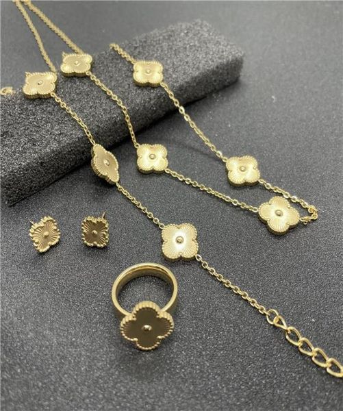 earrings necklace carved flowers stainless steel jewelry sets for women gold plated trendy floral bracelet ring luxury9113167, Silver
earrings necklace carved flowers stainless steel jewelry sets for women gold plated trendy floral bracelet ring luxury9113167, Silver