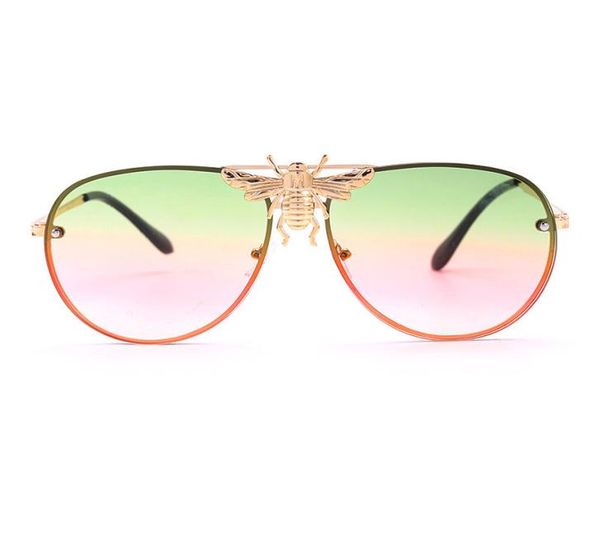 2021 women metal whole aviation case fashion men mens sun glasses river trendy bee designer sunglasses7172119, White;black
2021 women metal whole aviation case fashion men mens sun glasses river trendy bee designer sunglasses7172119, White;black