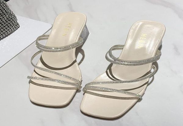 llogai summer crystal slipper women039s style fashion all match chunky heel large size 3544 zapatillas mujer casa sapato femin1800415, Black
llogai summer crystal slipper women039s style fashion all match chunky heel large size 3544 zapatillas mujer casa sapato femin1800415, Black
