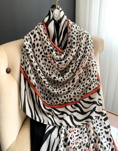 scarves 2022 cotton scarf for hair band foulard female office lady bandana shawls wraps soft pashimina echarpe beach leopard casua1349823, Blue;gray
scarves 2022 cotton scarf for hair band foulard female office lady bandana shawls wraps soft pashimina echarpe beach leopard casua1349823, Blue;gray