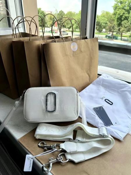 2023handbag crossbody leather bag designer wallet fashion women's wallet men's and women's signature texture fashion long zip
2023handbag crossbody leather bag designer wallet fashion women's wallet men's and women's signature texture fashion long zip